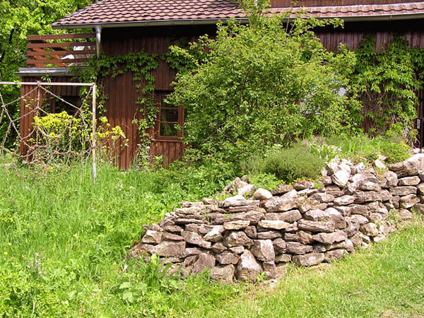Trockenmauer